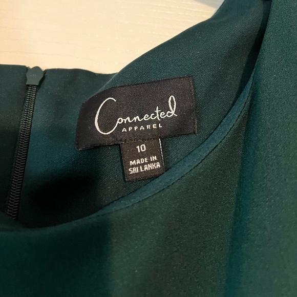 Green jumpsuit - Picture 4 of 4